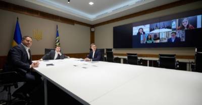 Зеленский хочет открыть в Украине офис Facebook