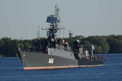 Северный флот в море Лаптевых на учениях применил комплексы "Бастион" и "Панцирь-С"