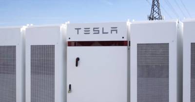На "Большую Батарею" Tesla подали в суд из-за сбоев в электросети в Австралии