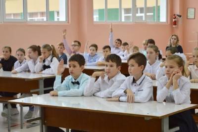 Школьникам Серпухова напоминают о безопасном поведении на дороге