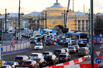 Съемки фильма ограничат проезд и парковку в центре Петербурга