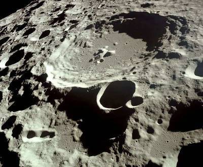 Китайские учёные представили первые результаты исследования образцов грунта с Луны