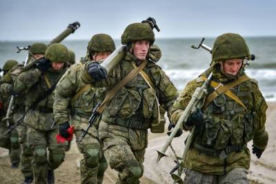Путин объявил о дополнительной индексации зарплат военных