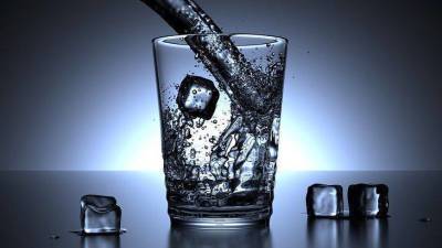 Почему в микроволновку надо ставить стакан с водой: хитрость, о которой вы не знали - skuke.net