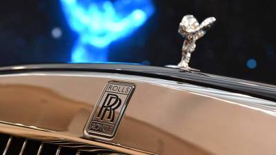 Названа дата премьеры нового электромобиля Rolls-Royce