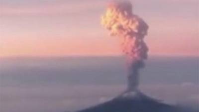 Вулкан на Канарах уничтожил почти 600 зданий