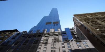 Она просто слишком высокая: проблематичная 425-метровая башня на «улице миллиардеров» в Нью-Йорке