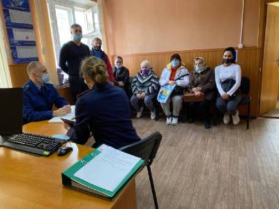 В Смоленской области прокуратура и СК провели прием жильцов пострадавшего дома