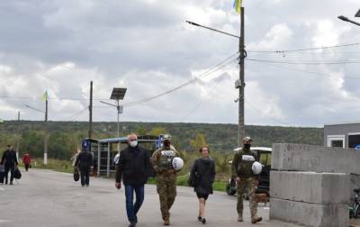 Генконсул Германии в Донецке посетила зону проведения ООС