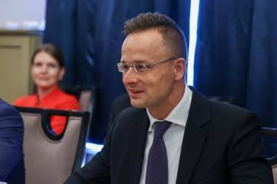 Глава МИД Венгрии отверг попытки России посягать на её суверенитет после контракта с «Газпромом»