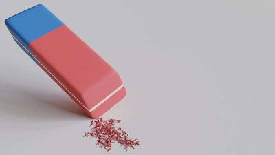 Итальянские эксперты обнаружили в цветных ластиках опасные химсоединения