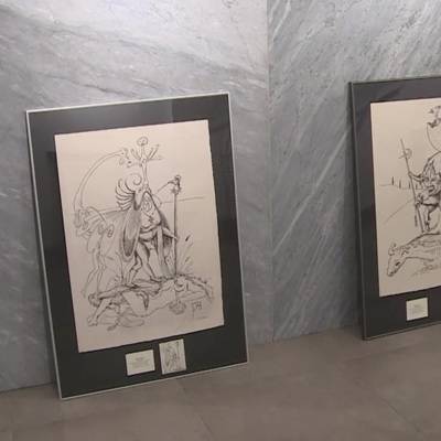 Петербуржец продает через соцсеть три гравюры Сальвадора Дали