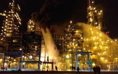 В Беларуси произошел пожар на нефтезаводе
