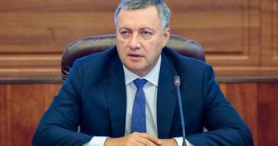 Губернатор Кобзев решил отказаться от депутатского мандата