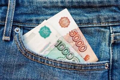 Эксперт: 58 процентов россиян стали экономить деньги, каждый пятый оплачивает кредиты – Учительская газета