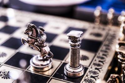 Азербайджанские шахматисты одержали первую победу на Champions Chess Tour