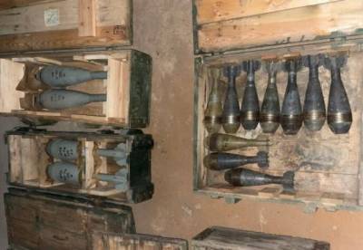 В Николаевской области продавали оружие со складов воинской части (фото, видео)