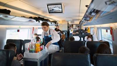 РЖД вдвое снизят стоимость питания в поездах