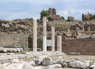 Археологи нашли 1800-летние VIP-ложи в гладиаторской арене Пергама