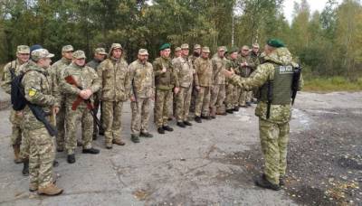 В северных областях Украины пограничники отрабатывают элементы тактических учений