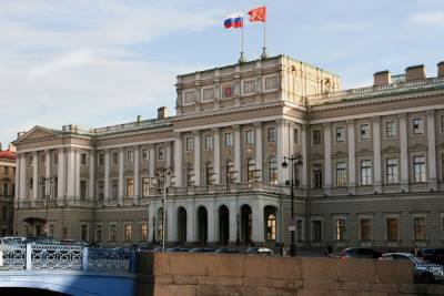 В Петербурге поприветствовали новых парламентариев ЗакСа