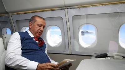 Эрдоган отбыл в Сочи на встречу с Путиным в сопровождении главы турецкой разведки