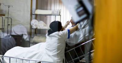В больницах Латвии от коронавируса лечится 461 человек