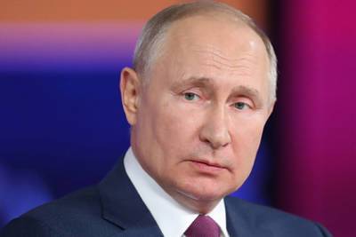 В Кремле сообщили о выходе Путина с двухнедельной самоизоляции