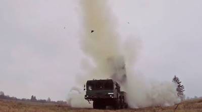 Белорусские ракетчики успешно выполнили боевые пуски на полигоне в Казахстане