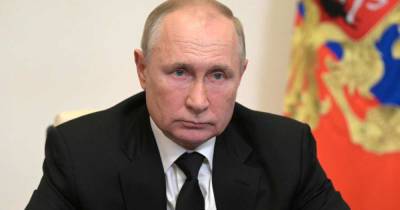 Песков: Путин вышел с двухнедельной самоизоляции