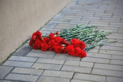"Вечная память героям, защищающим независимость нашей страны". Белорусы в социальных сетях выражают соболезнования родным и близким погибшего сотрудника КГБ