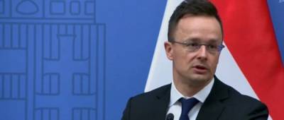 Сийярто высказался о важности контракта с Газпромом и Украине