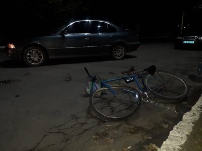 В Лисичанске водитель автомобиля "BMW" сбил велосипедиста