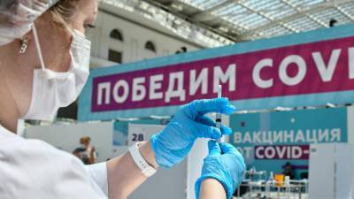 В Москве первым компонентом вакцины от COVID-19 привились 5 млн человек