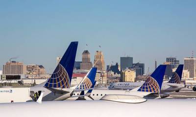United Airlines уволит непривившихся от COVID-19 сотрудников - capital.ua - США - Украина