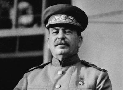 И.В.Сталин - Какие вещи, запрещённые большевиками, разрешил Сталин - russian7.ru