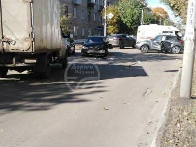 В ДТП на улице Октябрьской в Рязани пострадала 35-летняя рязанка
