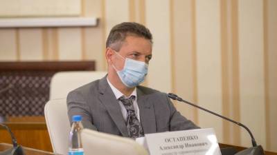 Аксенов заявил об отставке главы минздрава Крыма