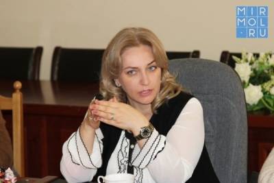 Зарема Бутаева прокомментировала итоги конкурса грантов Фонда культурных инициатив - mirmol.ru - респ. Дагестан