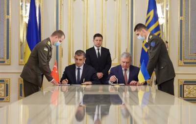 Андрей Таран - Халук Байрактар - Украина и Турция подписали соглашение по Bayraktar - korrespondent.net - Украина - Турция
