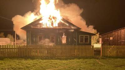 Житель Кубани убил двух пенсионеров и сжег их дом при попытке украсть металл