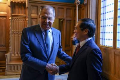 Россия призывает ускорить возведение во Вьетнаме Центра ядерной науки и технологий