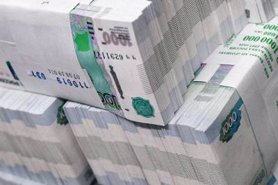 Рубль растет к евро и теряет к доллару на фоне укрепления американской валюты на форексе