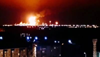 Жители Тобольска заметили крупный пожар на заводе СИБУР