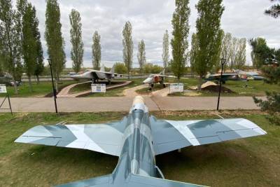Самолеты и зенитные пушки отреставрировали в нижегородском парке Победы
