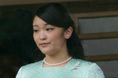 Японская принцесса Мако отказалась от богатства ради брака с простолюдином