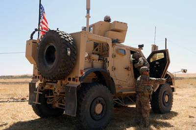 Пентагон опроверг информацию об уходе военных с баз в Сирии