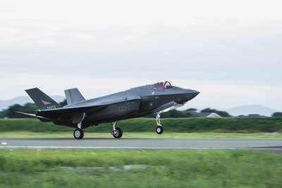 Адам Смит - Пентагон не собирается в ближайшие годы снижать расходы на содержание истребителей F-35 - topwar.ru - США