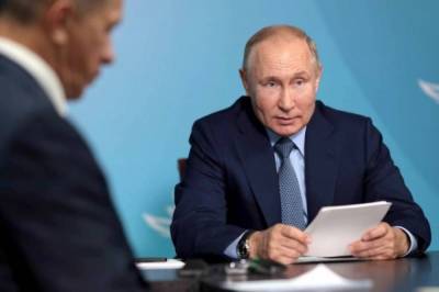 Путин призвал продолжать проект, который позволит разгрузить Транссиб