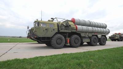 В ФСВТС допустили возможность поставок ЗРК С-400 в Белоруссию